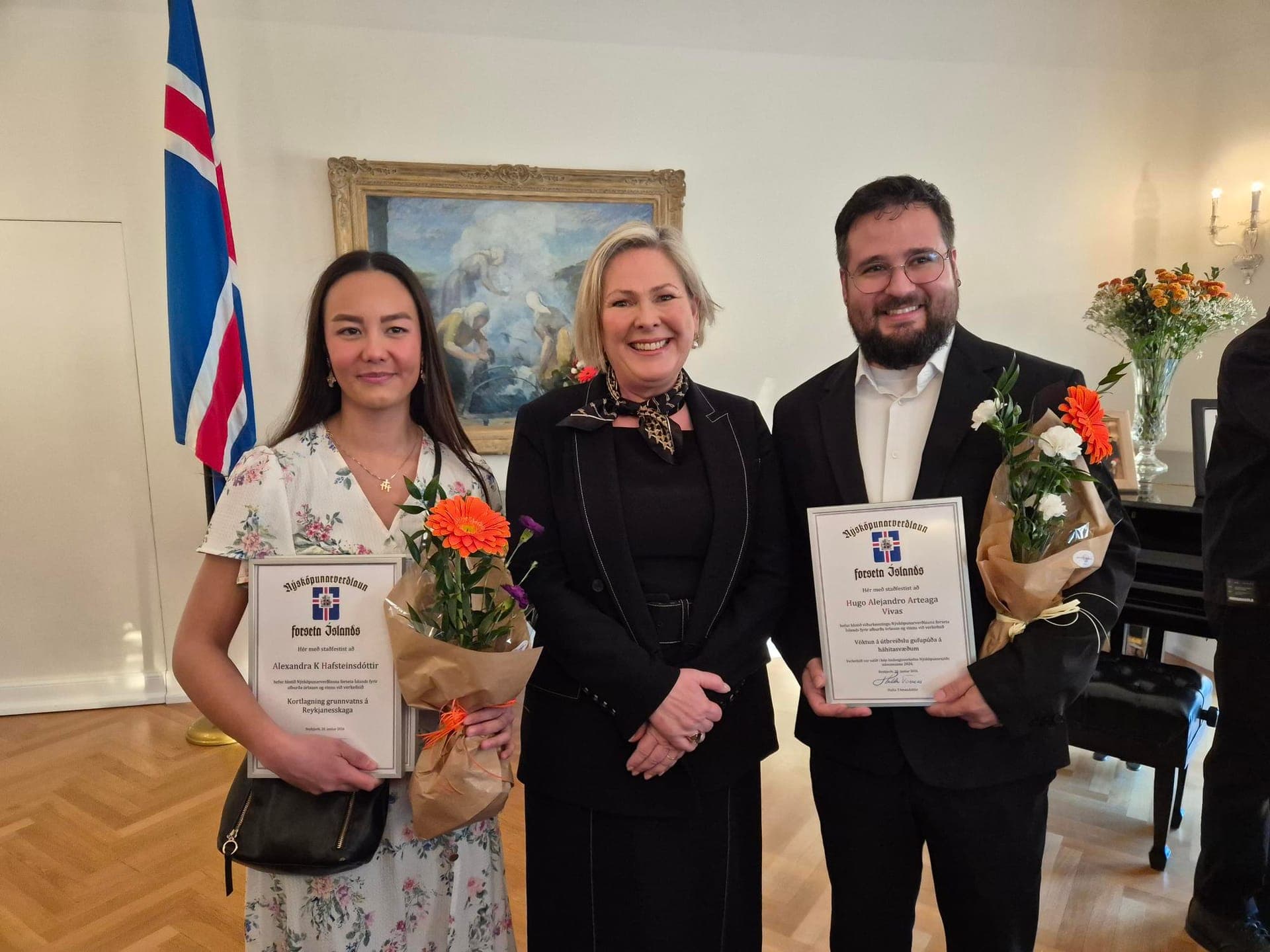 Alexandra K. Hafsteinsdóttir receives the President of Iceland's Innovation Award and Hugo Alejandro Arteaga Vivas a special recognition for projects carried out at ÍSOR