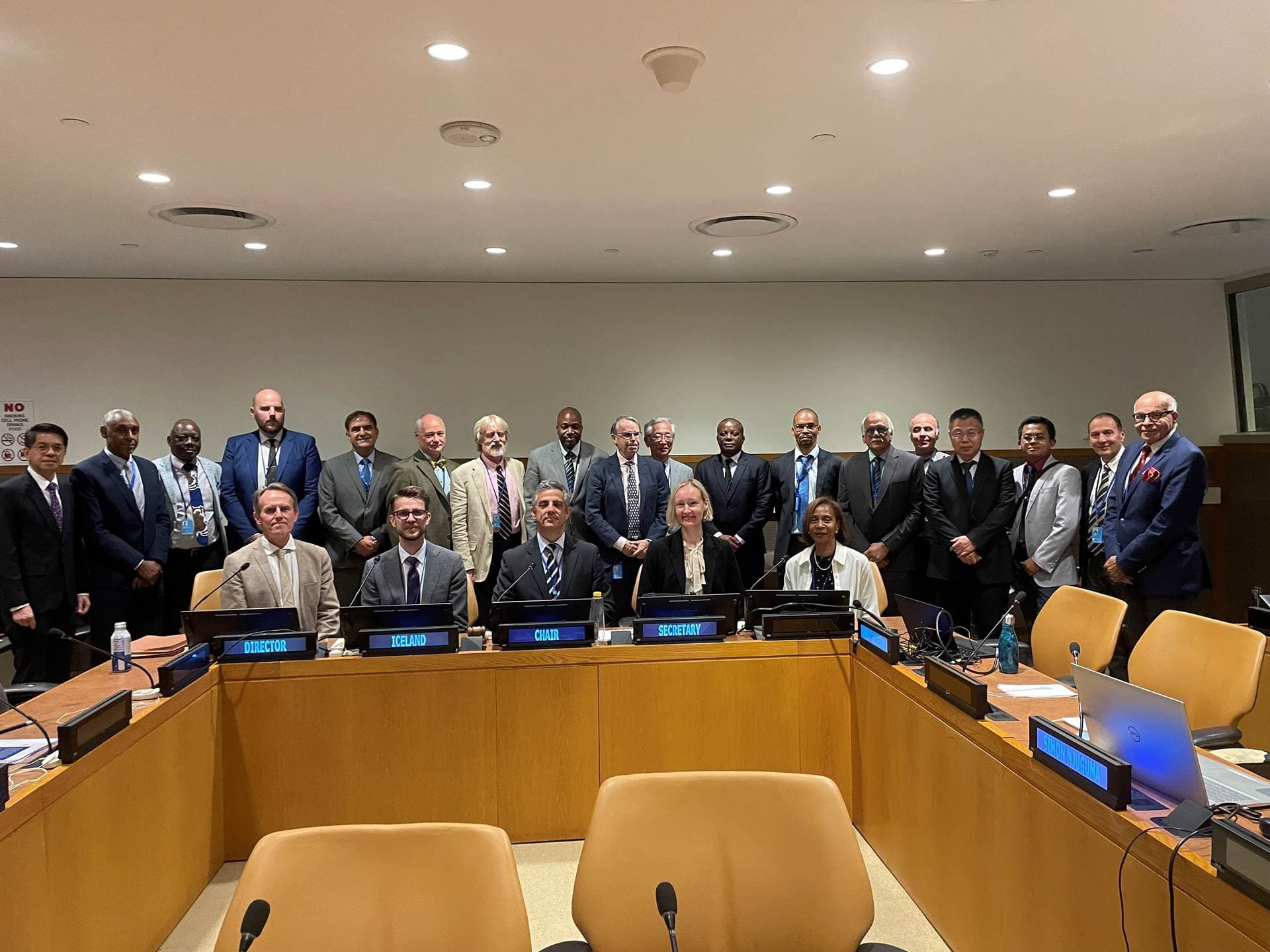Iceland's delegation presented a revised submission to the Commission on the Limits of the Continental Shelf of the United Nations